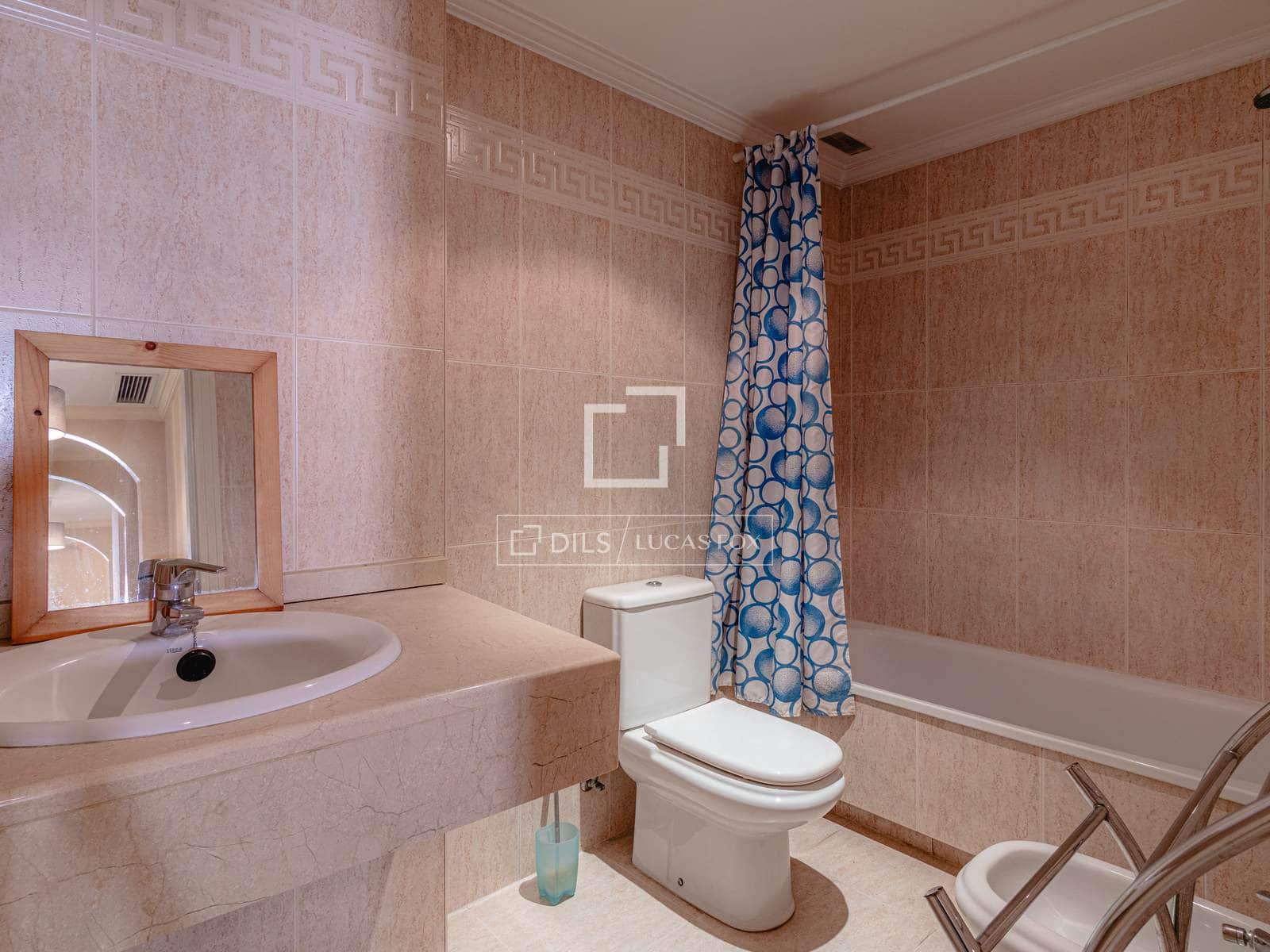 3 makuuhuone Huoneisto myytävänä paikassa Marbella mukana uima-altaan - 450 000 € (Ref: 9658089)