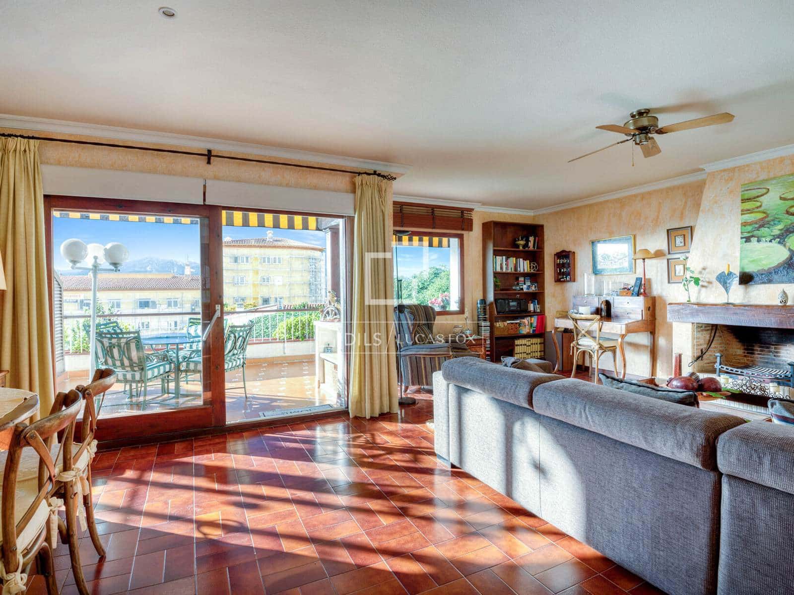 3 sovrum Lägenhet till salu i Sant Feliu de Guixols med pool garage - 625 000 € (Ref: 9664270)