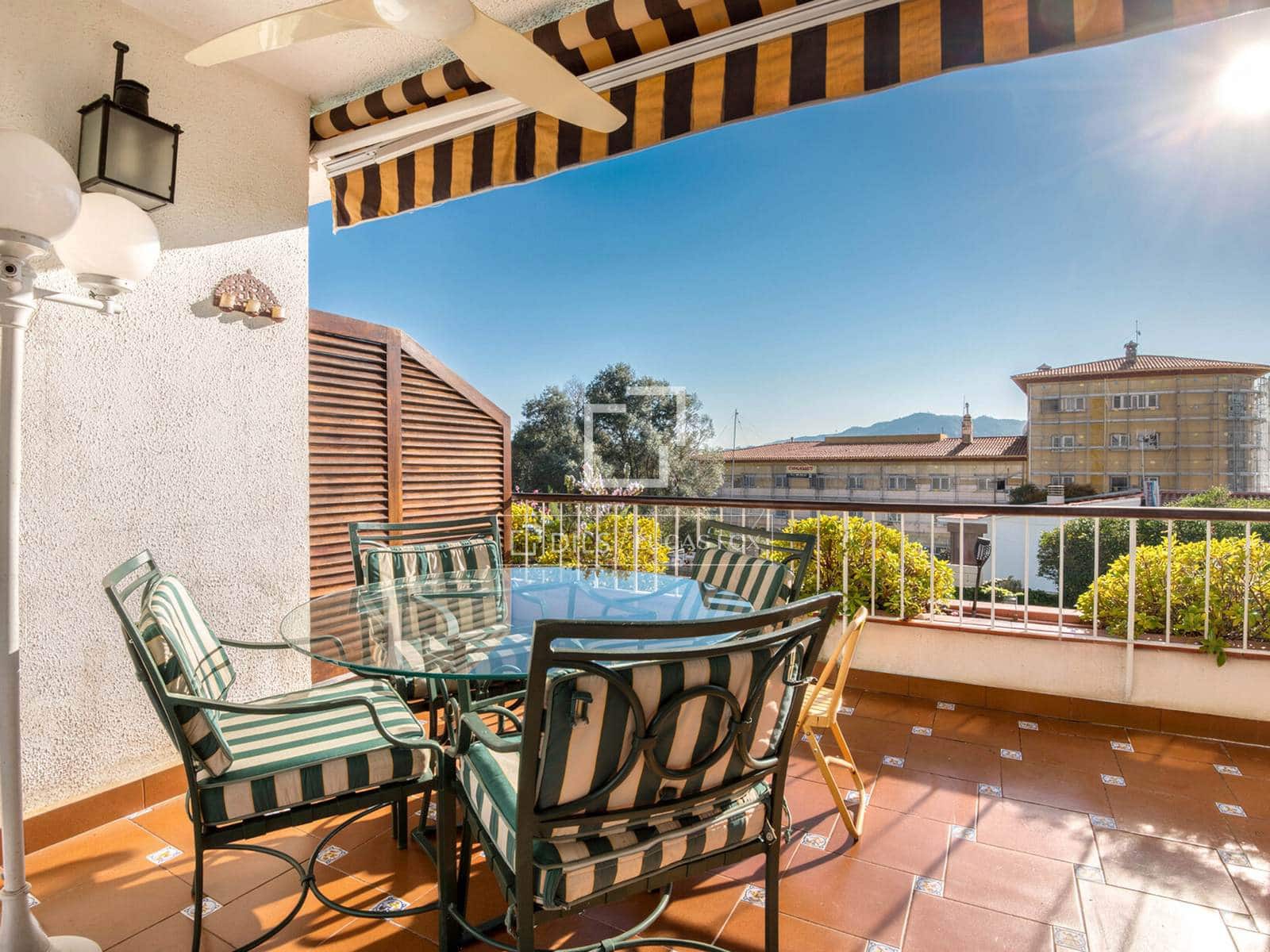 3 sovrum Lägenhet till salu i Sant Feliu de Guixols med pool garage - 625 000 € (Ref: 9664270)