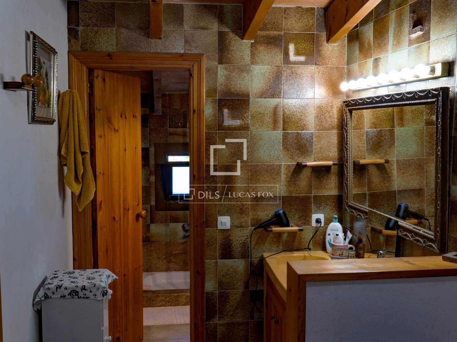 6 slaapkamer Villa te koop in Establiments met zwembad garage - € 1.395.000 (Ref: 9665131)