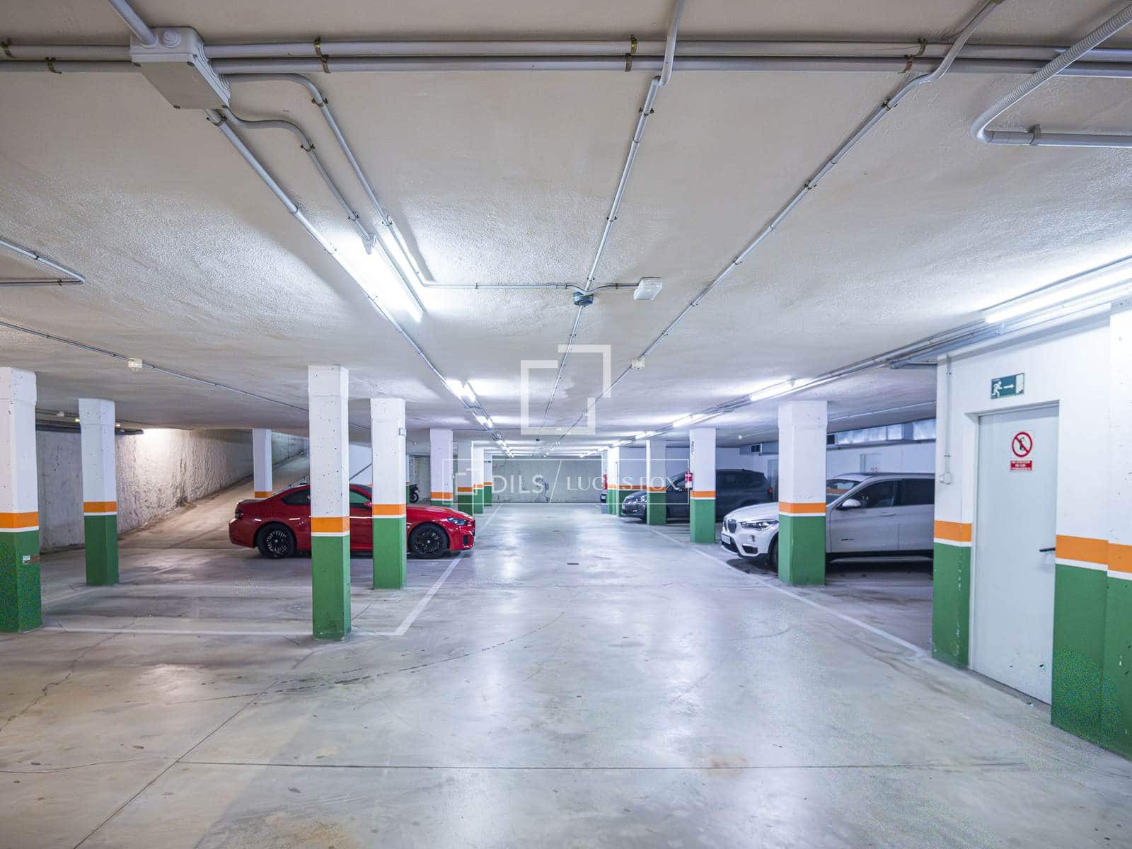 3 chambre Appartement à vendre à Sant Cugat del Valles avec piscine garage - 595 000 € (Ref: 9665278)