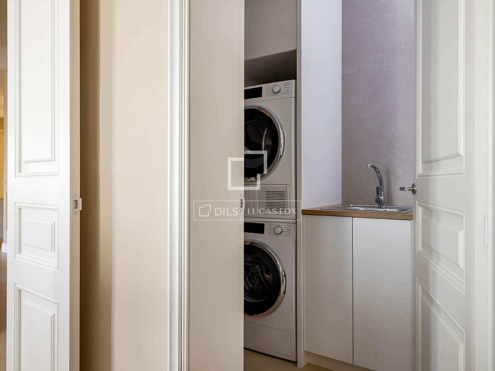 3 quarto Apartamento para arrendar em Barcelona cidade - 10 000 € (Ref: 9665279)