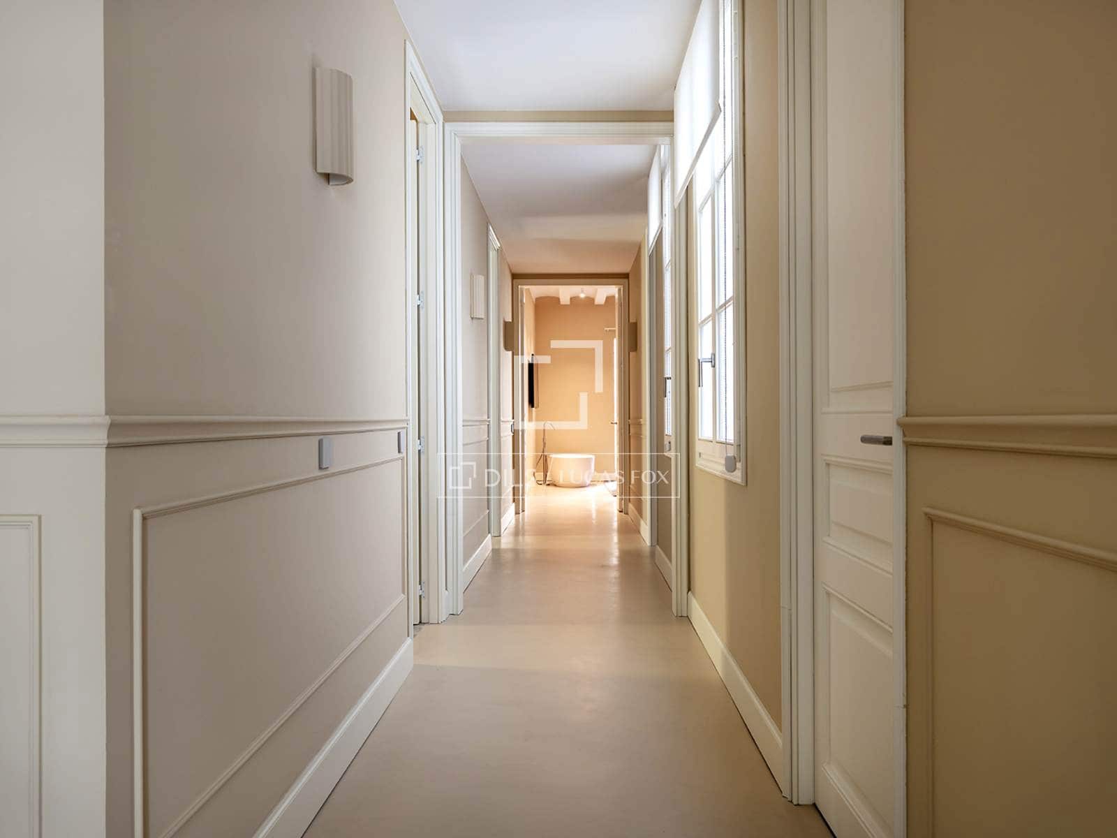 3 quarto Apartamento para arrendar em Barcelona cidade - 10 000 € (Ref: 9665279)