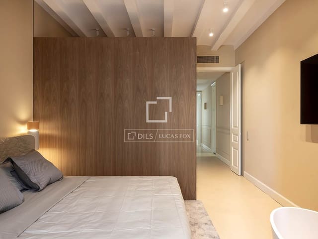 3 quarto Apartamento para arrendar em Barcelona cidade - 10 000 € (Ref: 9665279)