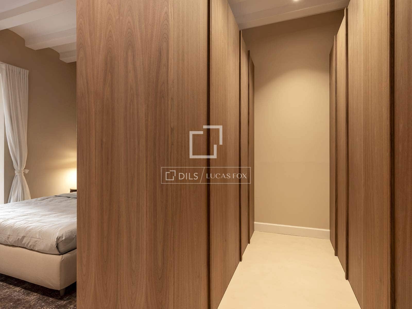 3 quarto Apartamento para arrendar em Barcelona cidade - 10 000 € (Ref: 9665279)