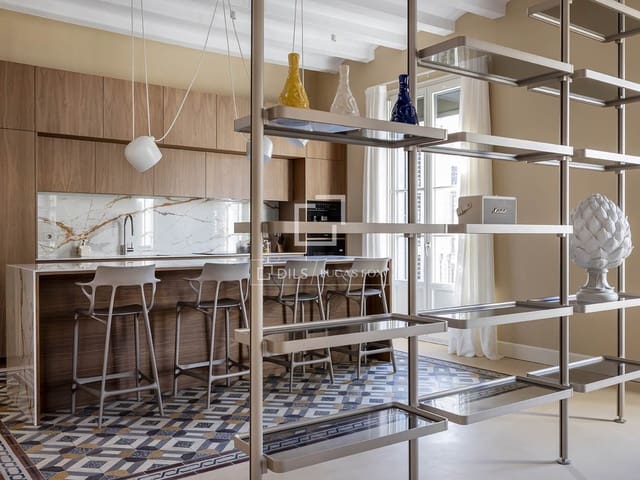 3 quarto Apartamento para arrendar em Barcelona cidade - 10 000 € (Ref: 9665279)