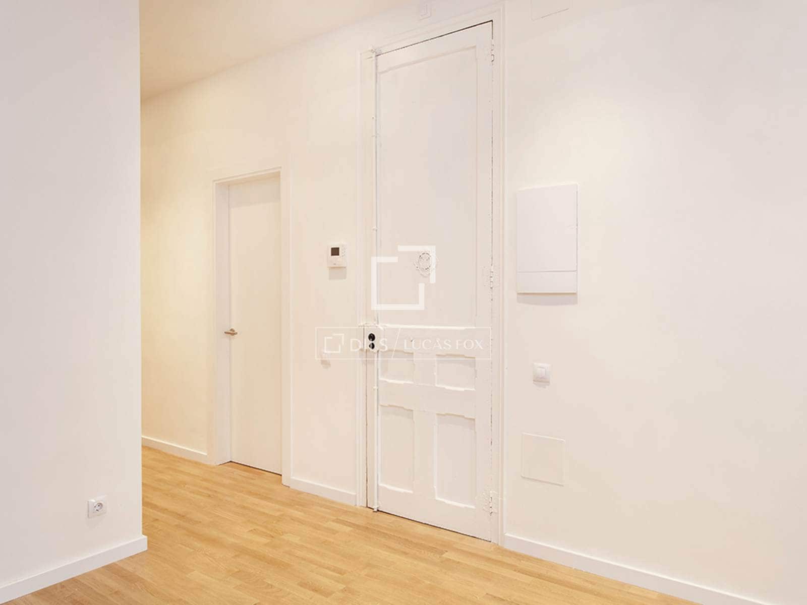 Appartement de 2 chambres à louer à Barcelone ville - 3 075 € (Ref: 9665367)