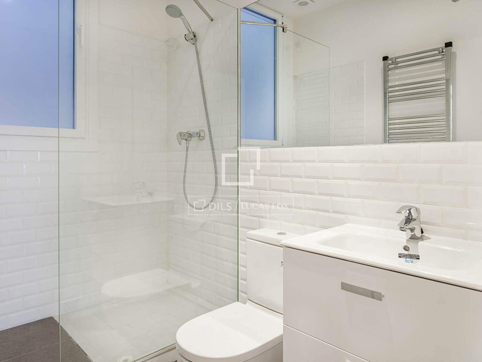 Appartement de 2 chambres à louer à Barcelone ville - 3 075 € (Ref: 9665367)