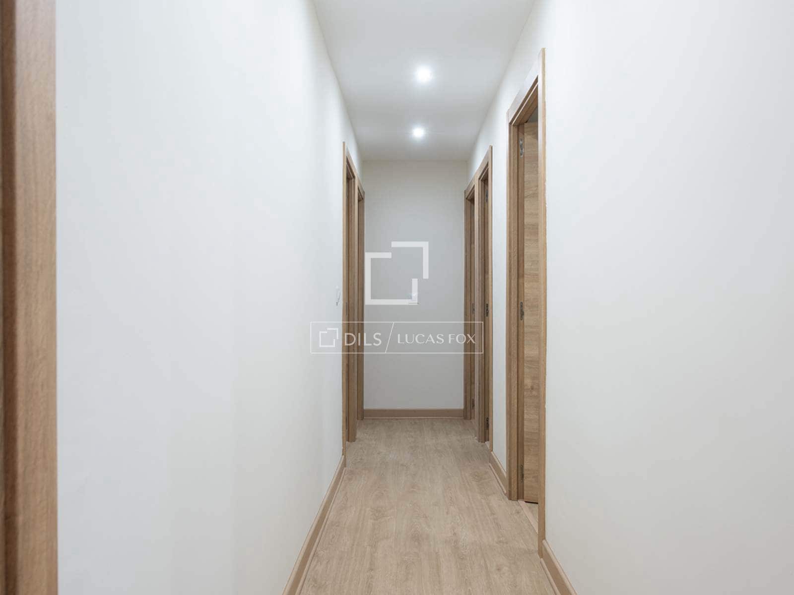 Apartamento de 4 habitaciones en Vigo en venta con garaje - 470.000 € (Ref: 9665369)