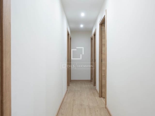 Apartamento de 4 habitaciones en Vigo en venta con garaje - 470.000 € (Ref: 9665369)