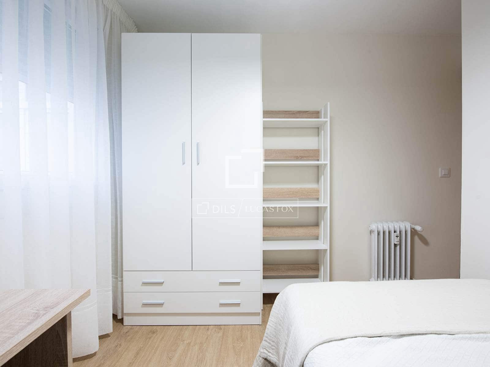 Apartamento de 4 habitaciones en Vigo en venta con garaje - 470.000 € (Ref: 9665369)