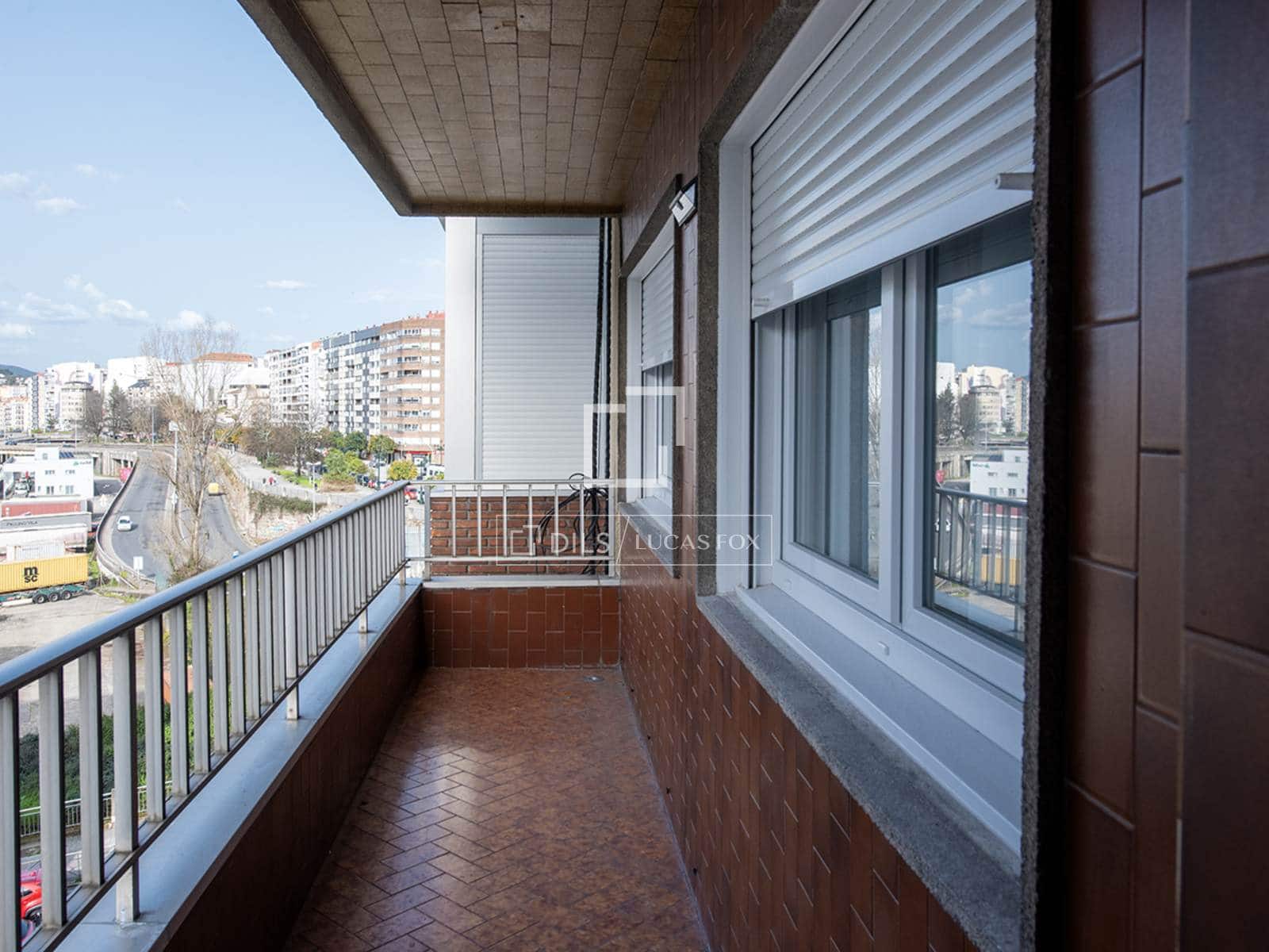 Apartamento de 4 habitaciones en Vigo en venta con garaje - 470.000 € (Ref: 9665369)