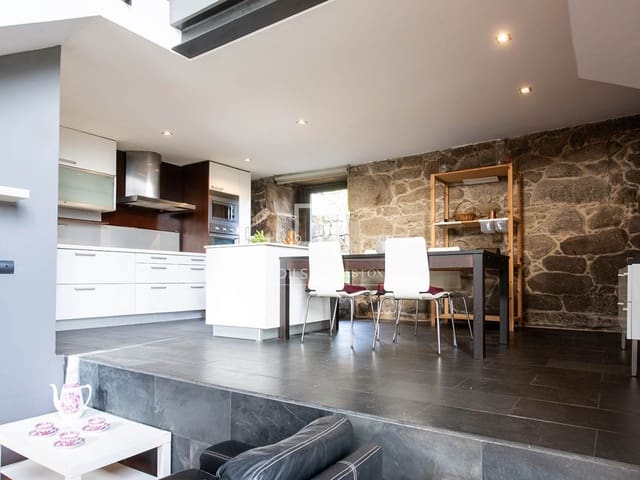 2 slaapkamer Villa te koop in Cotobade, Ponteareas met zwembad garage - € 400.000 (Ref: 9665370)