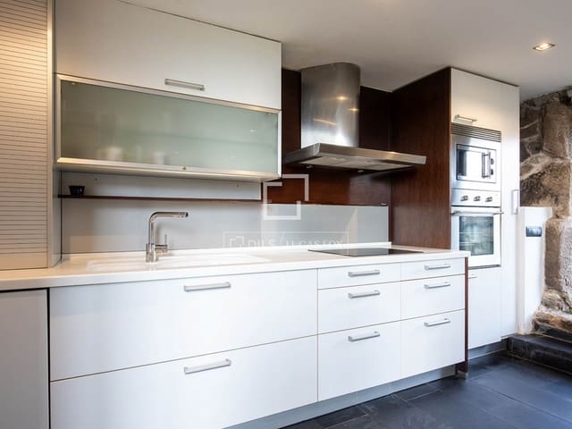 2 slaapkamer Villa te koop in Cotobade, Ponteareas met zwembad garage - € 400.000 (Ref: 9665370)