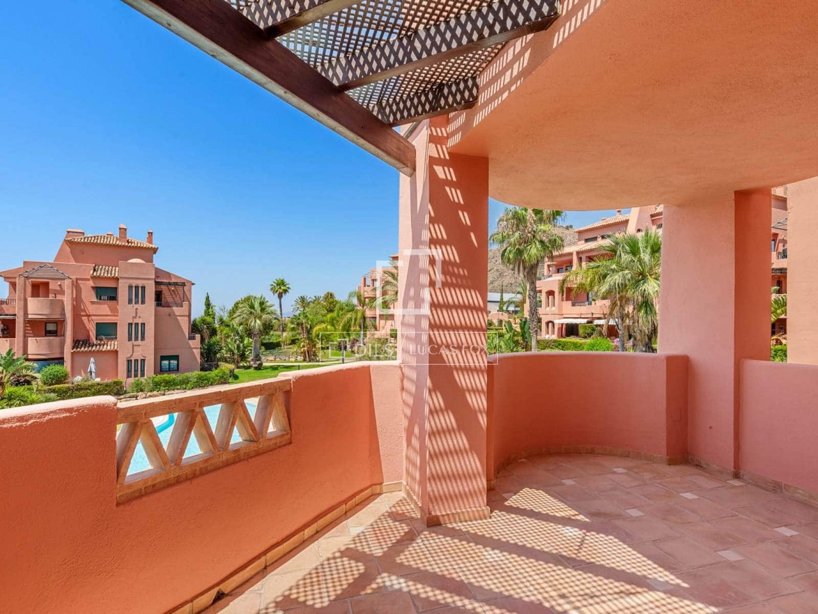 Apartamento de 2 habitaciones en Finestrat en venta con piscina garaje - 395.000 € (Ref: 9666989)