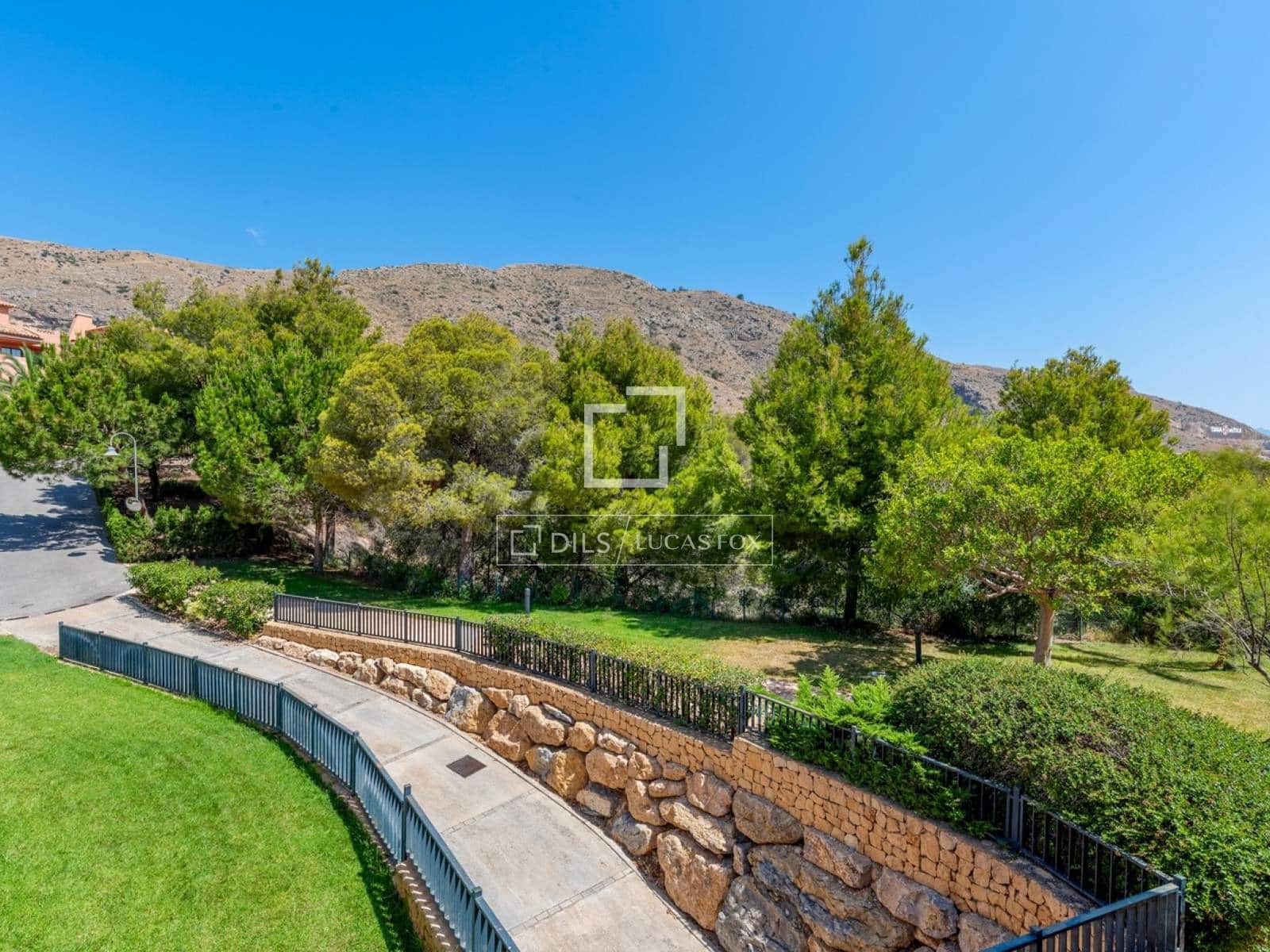 Apartamento de 2 habitaciones en Finestrat en venta con piscina garaje - 395.000 € (Ref: 9666989)