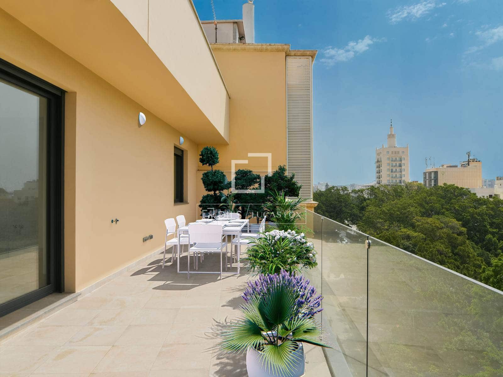 2 Zimmer Apartment zu verkaufen in Malaga Stadt mit Garage - 1.035.000 € (Ref: 9666990)