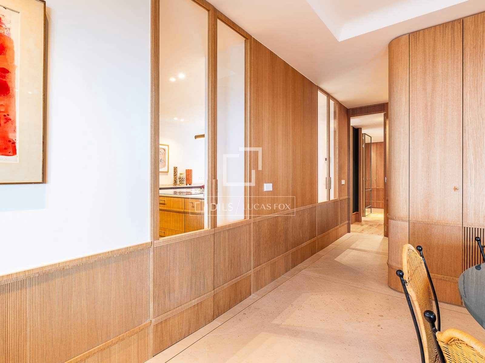 3 slaapkamer Appartement te huur in Madrid stad met garage - € 14.500 (Ref: 9666992)