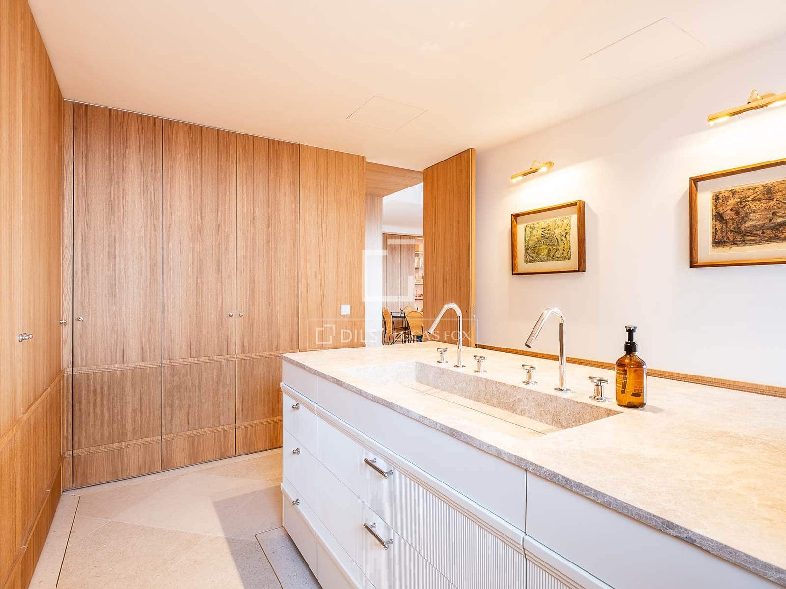 3 slaapkamer Appartement te huur in Madrid stad met garage - € 14.500 (Ref: 9666992)