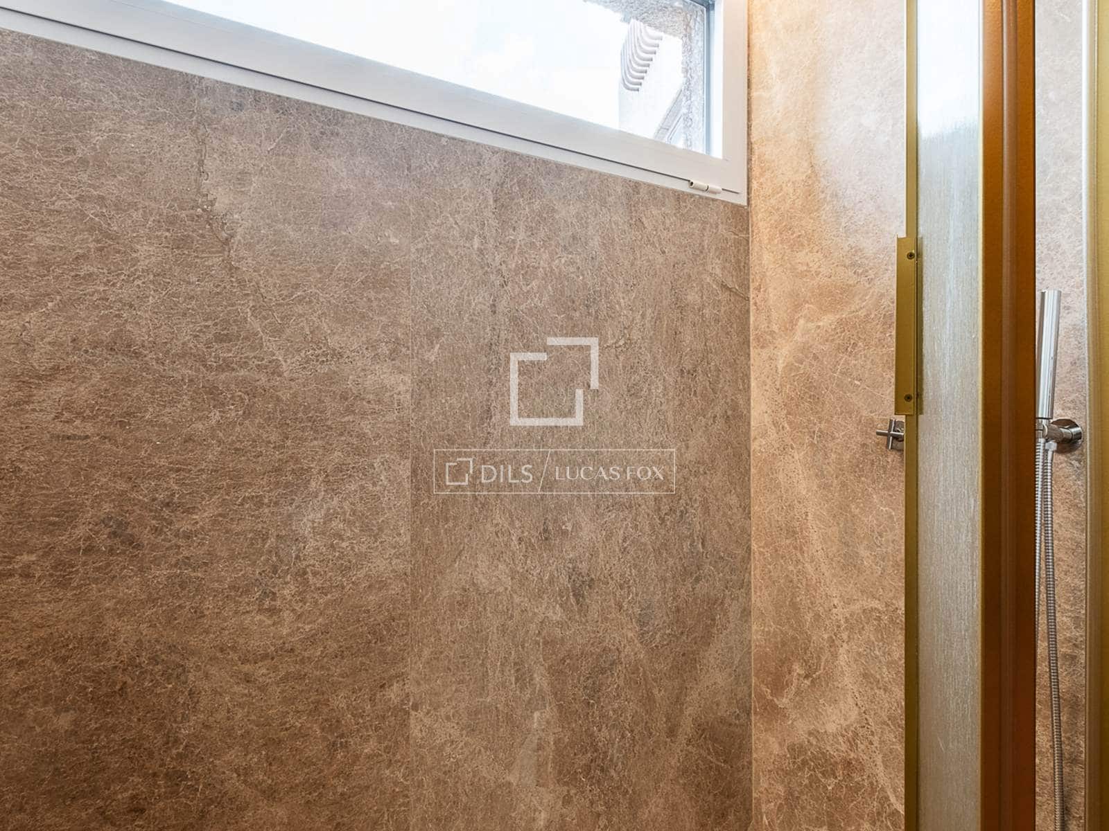 3 slaapkamer Appartement te huur in Madrid stad met garage - € 14.500 (Ref: 9666992)