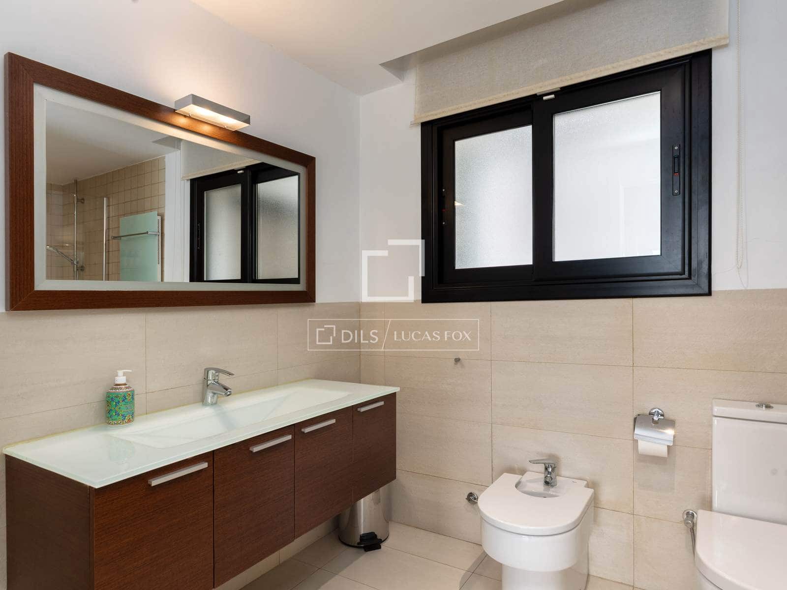 5 bedroom Villa for sale in Tamariu with pool garage - € 1,400,000 (Ref: 9669092)