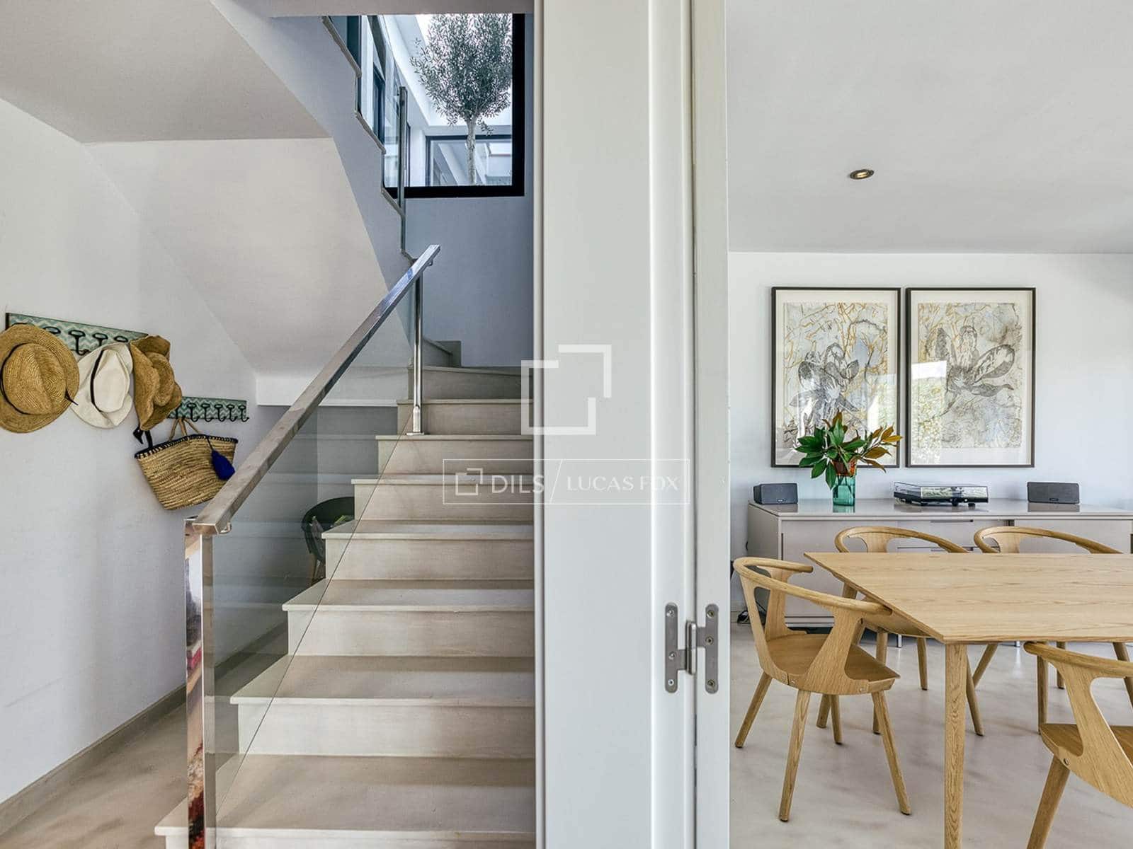 5 bedroom Villa for sale in Tamariu with pool garage - € 1,400,000 (Ref: 9669092)