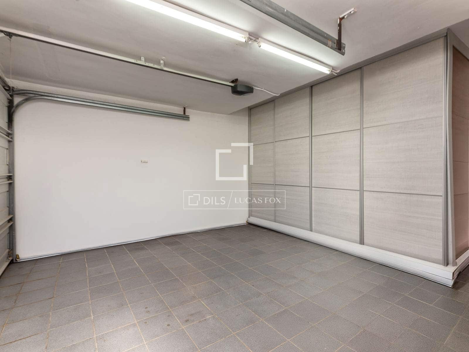 5 bedroom Villa for sale in Tamariu with pool garage - € 1,400,000 (Ref: 9669092)