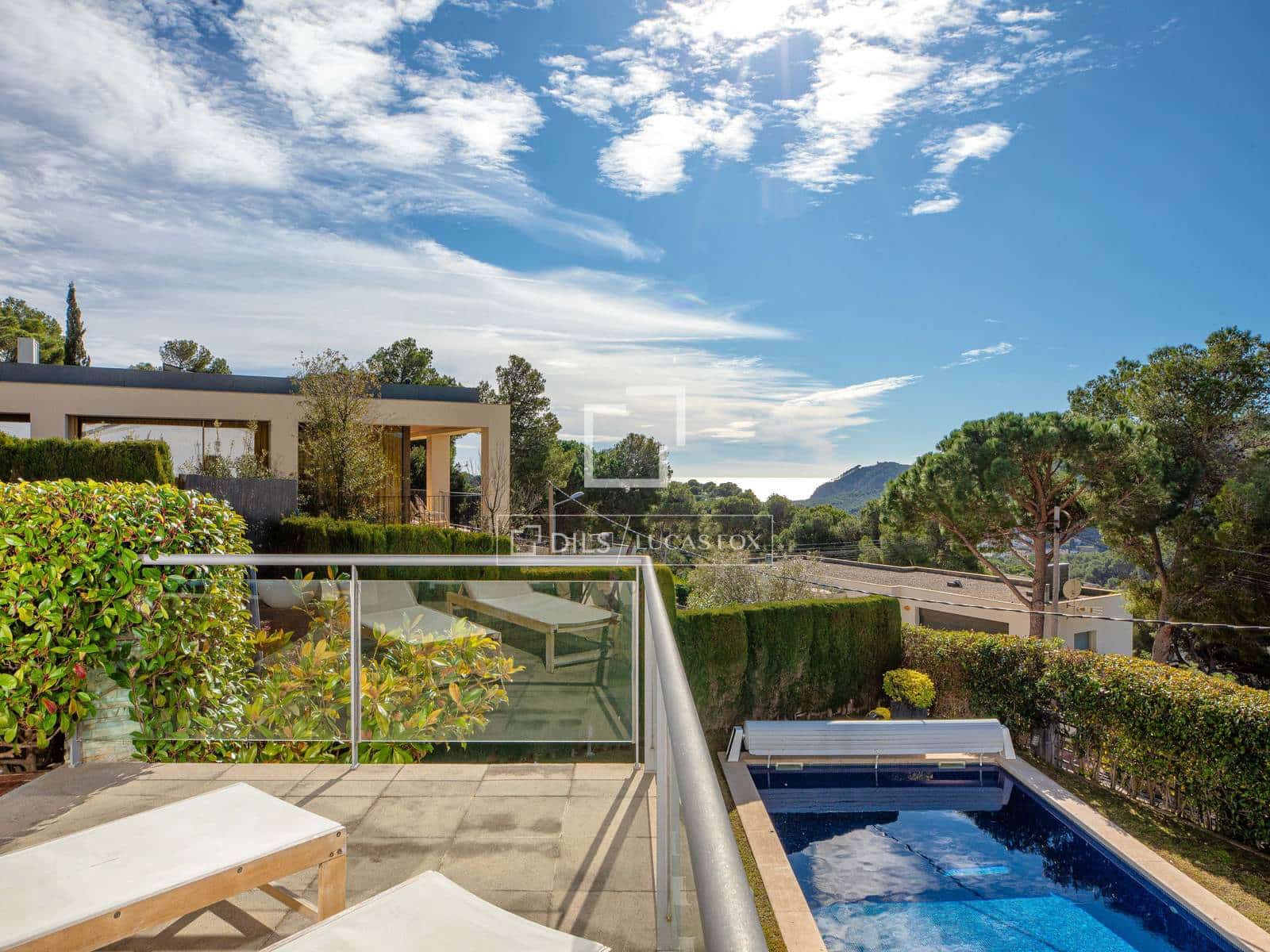 5 bedroom Villa for sale in Tamariu with pool garage - € 1,400,000 (Ref: 9669092)