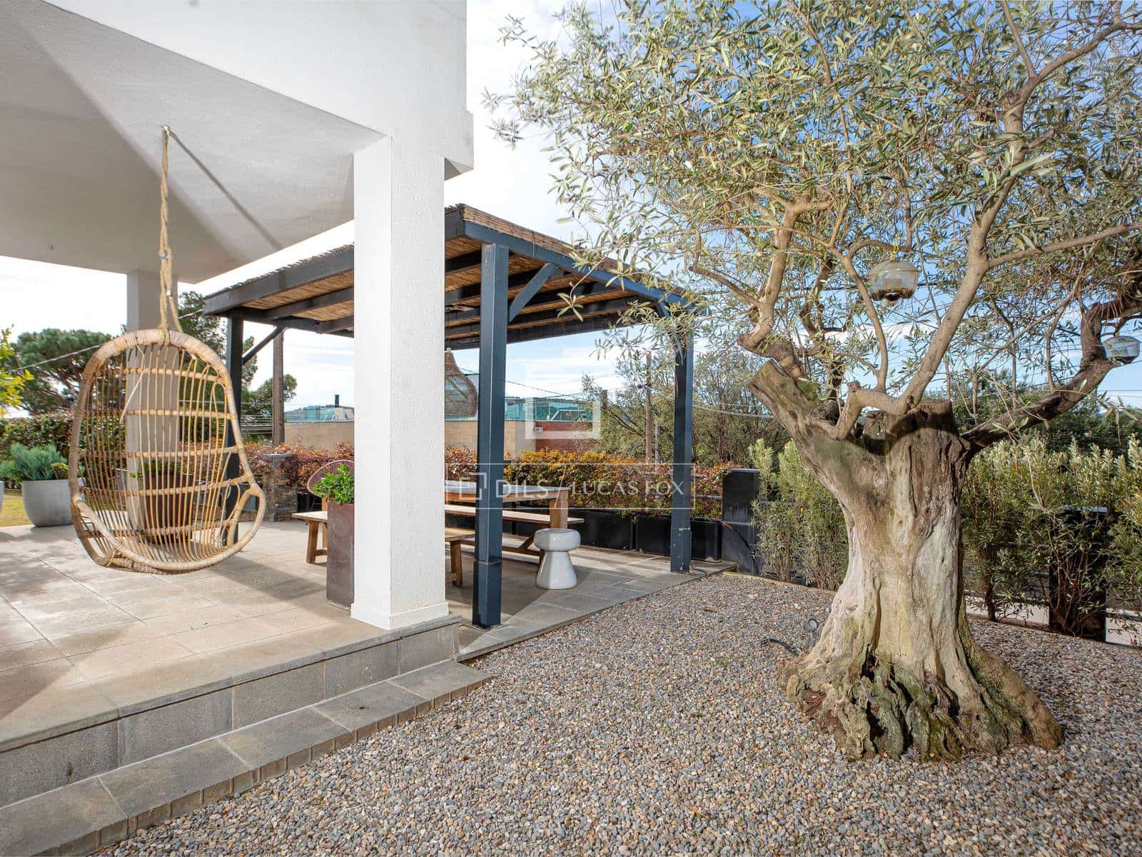 5 bedroom Villa for sale in Tamariu with pool garage - € 1,400,000 (Ref: 9669092)