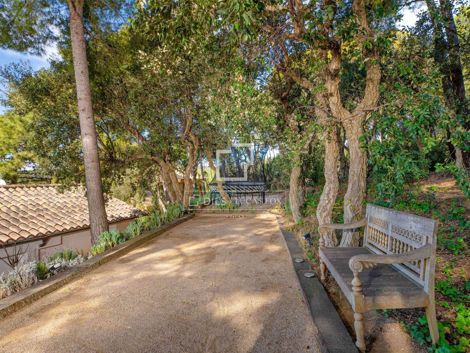 5 bedroom Villa for sale in Tamariu with pool garage - € 1,400,000 (Ref: 9669092)