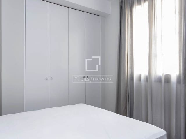 2 quarto Apartamento para arrendar em Barcelona cidade - 1 700 € (Ref: 9669311)