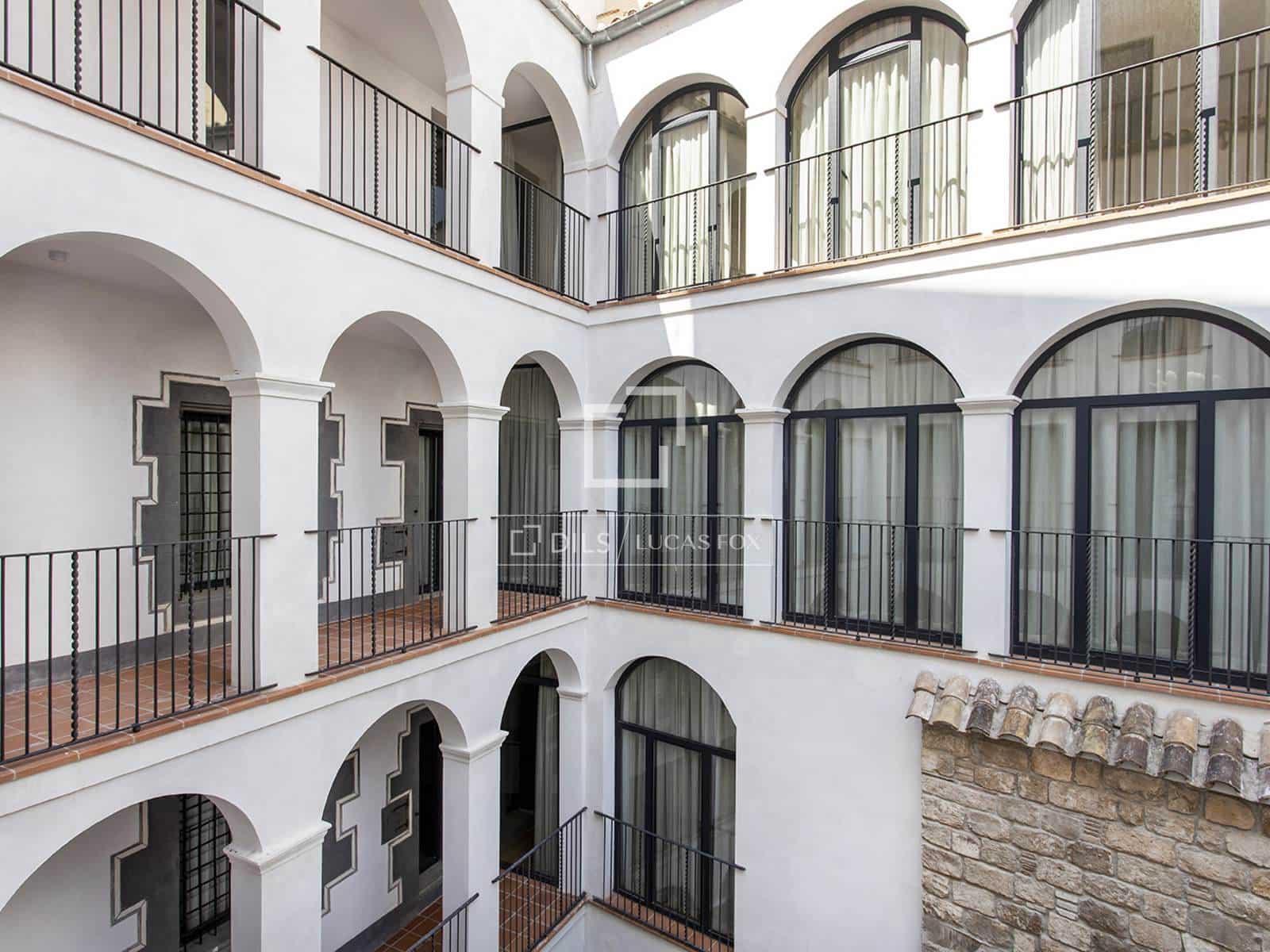 2 quarto Apartamento para arrendar em Barcelona cidade - 1 700 € (Ref: 9669311)