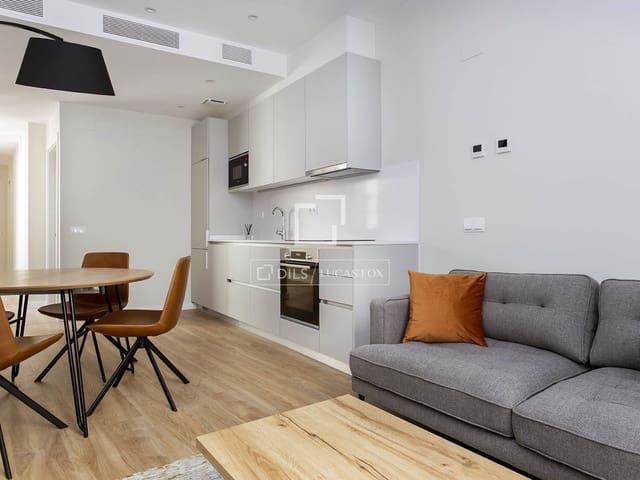 2 quarto Apartamento para arrendar em Barcelona cidade - 1 700 € (Ref: 9669311)
