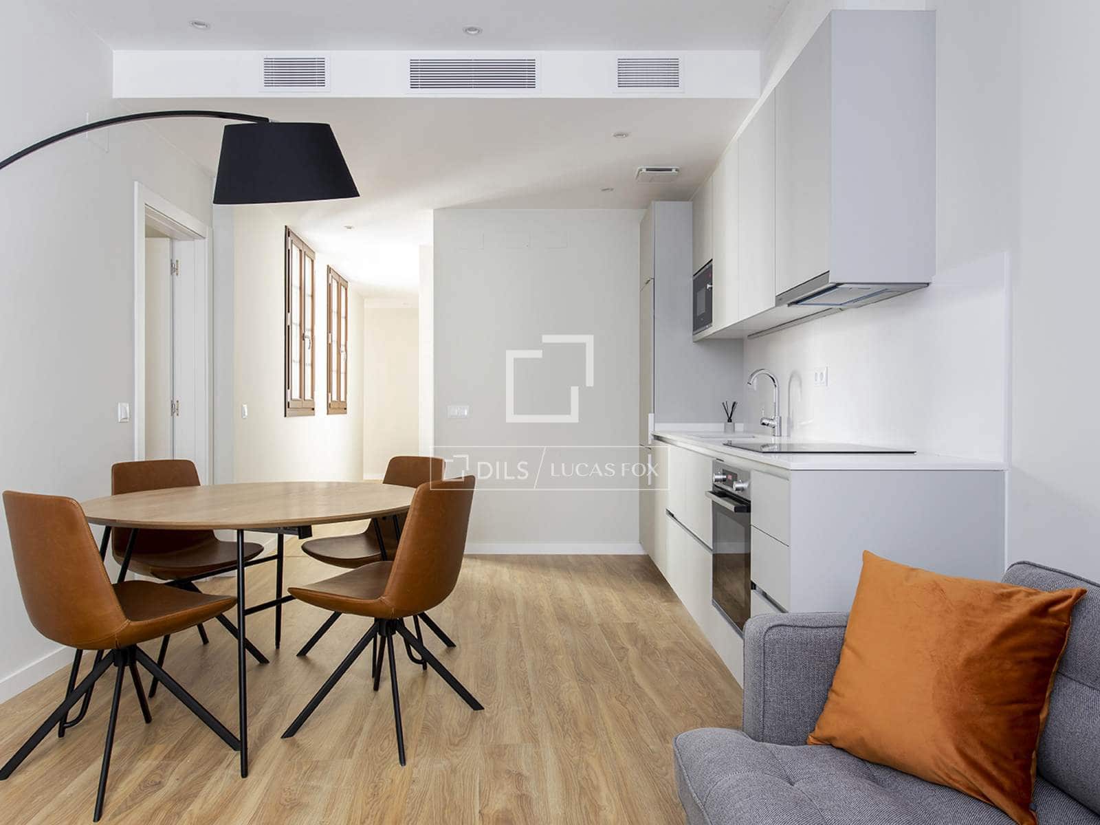 2 quarto Apartamento para arrendar em Barcelona cidade - 1 700 € (Ref: 9669311)