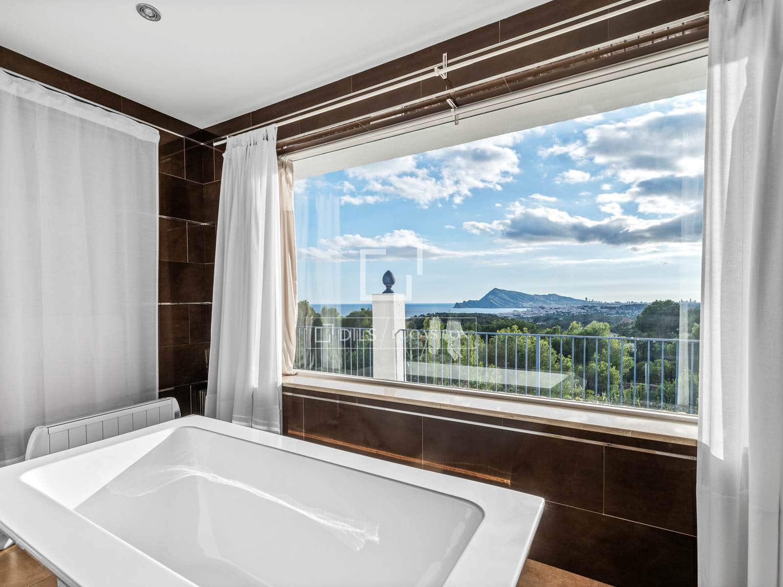 6 soveværelse Villa til salg i Altea med swimmingpool garage - € 2.550.000 (Ref: 9669561)