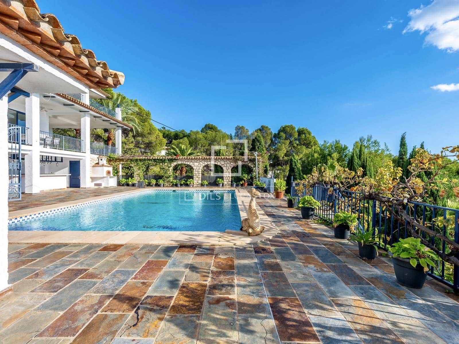 6 soveværelse Villa til salg i Altea med swimmingpool garage - € 2.550.000 (Ref: 9669561)