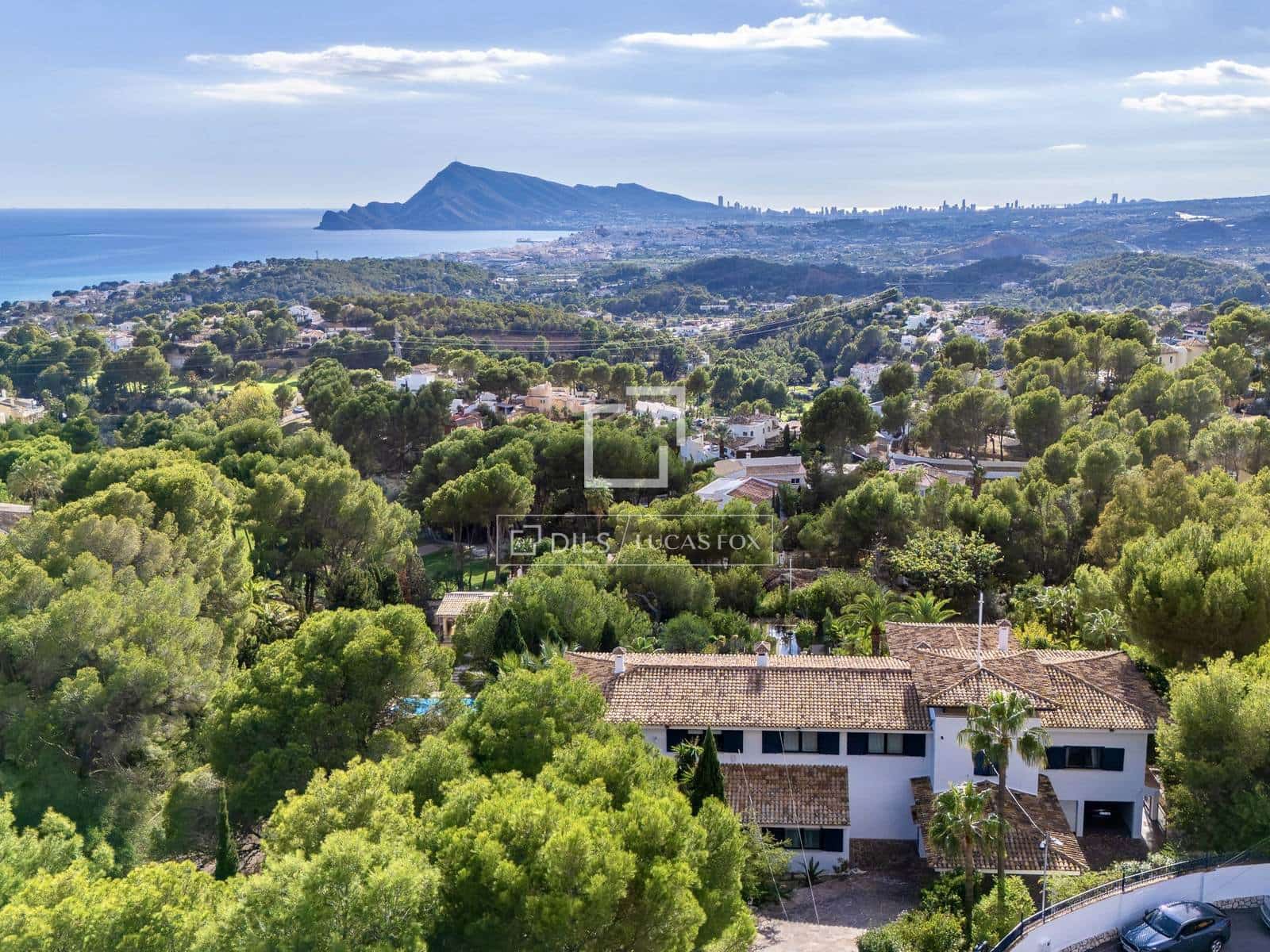 6 soveværelse Villa til salg i Altea med swimmingpool garage - € 2.550.000 (Ref: 9669561)