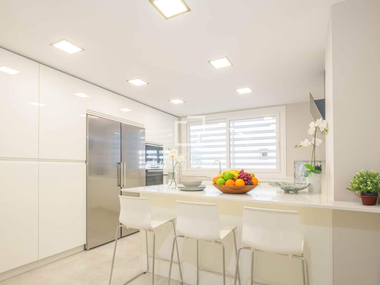 4 sypialnia Apartament na sprzedaż w Miasto Malaga z basenem garażem - 1 495 000 € (Ref: 9671004)