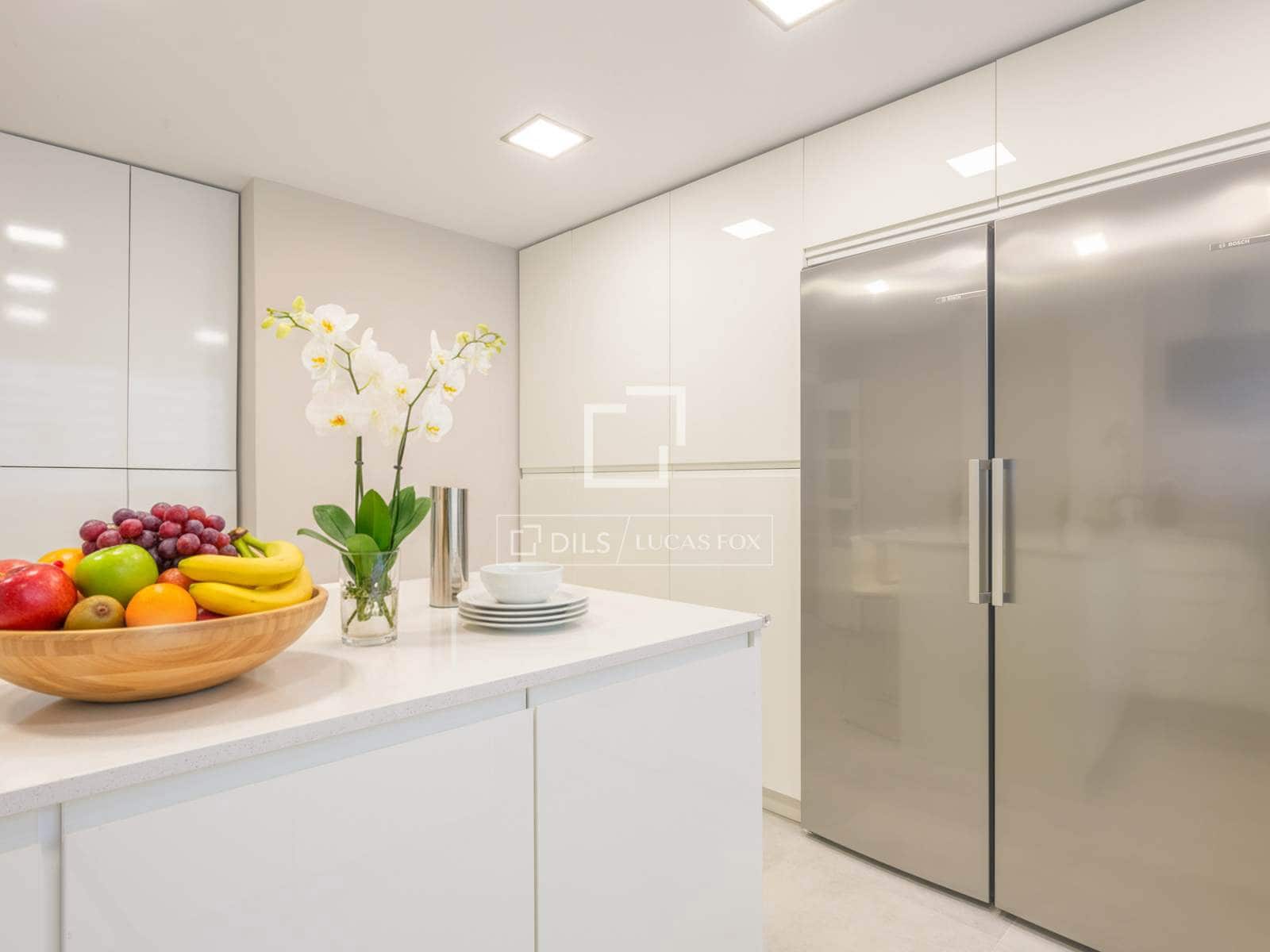 4 sypialnia Apartament na sprzedaż w Miasto Malaga z basenem garażem - 1 495 000 € (Ref: 9671004)