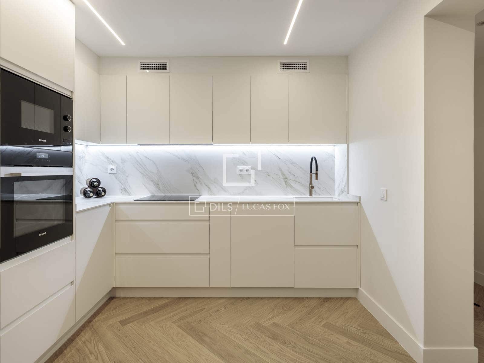 3 quarto Apartamento para venda em Madrid cidade - 2 500 000 € (Ref: 9671206)