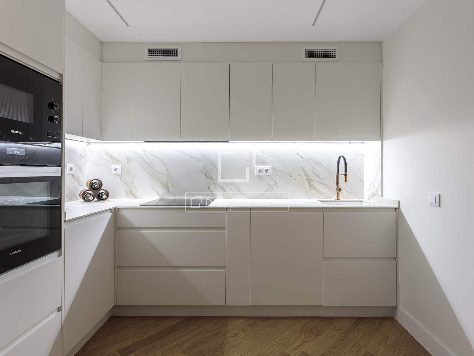 3 quarto Apartamento para venda em Madrid cidade - 2 500 000 € (Ref: 9671206)