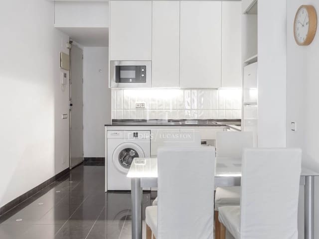 2 makuuhuone Huoneisto vuokrattavana paikassa Ibiza, Madrid kaupunki - 1 900 € (Ref: 9671208)