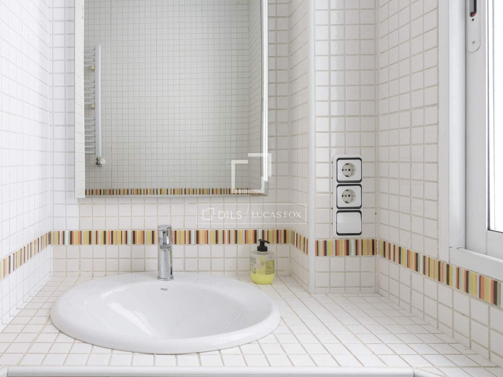 2 makuuhuone Huoneisto vuokrattavana paikassa Madrid kaupunki - 1 900 € (Ref: 9671208)