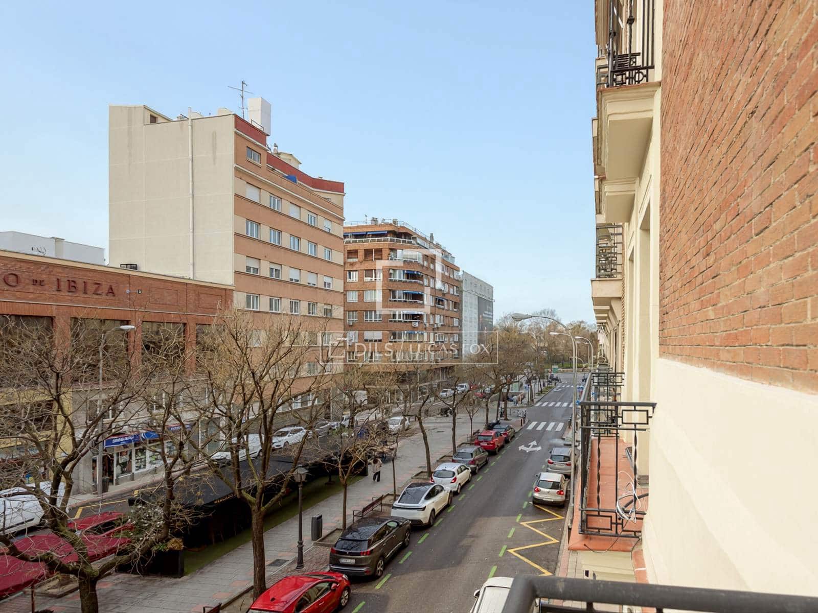 2 makuuhuone Huoneisto vuokrattavana paikassa Madrid kaupunki - 1 900 € (Ref: 9671208)