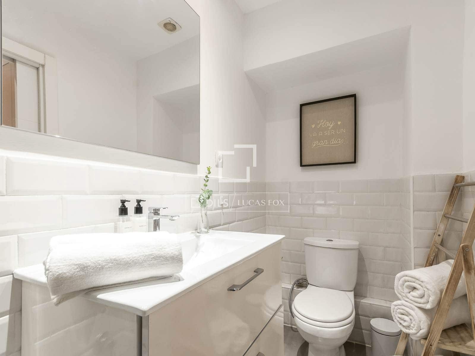 2 bedroom Villa for sale in Barcelona city - € 549,000 (Ref: 9672109)