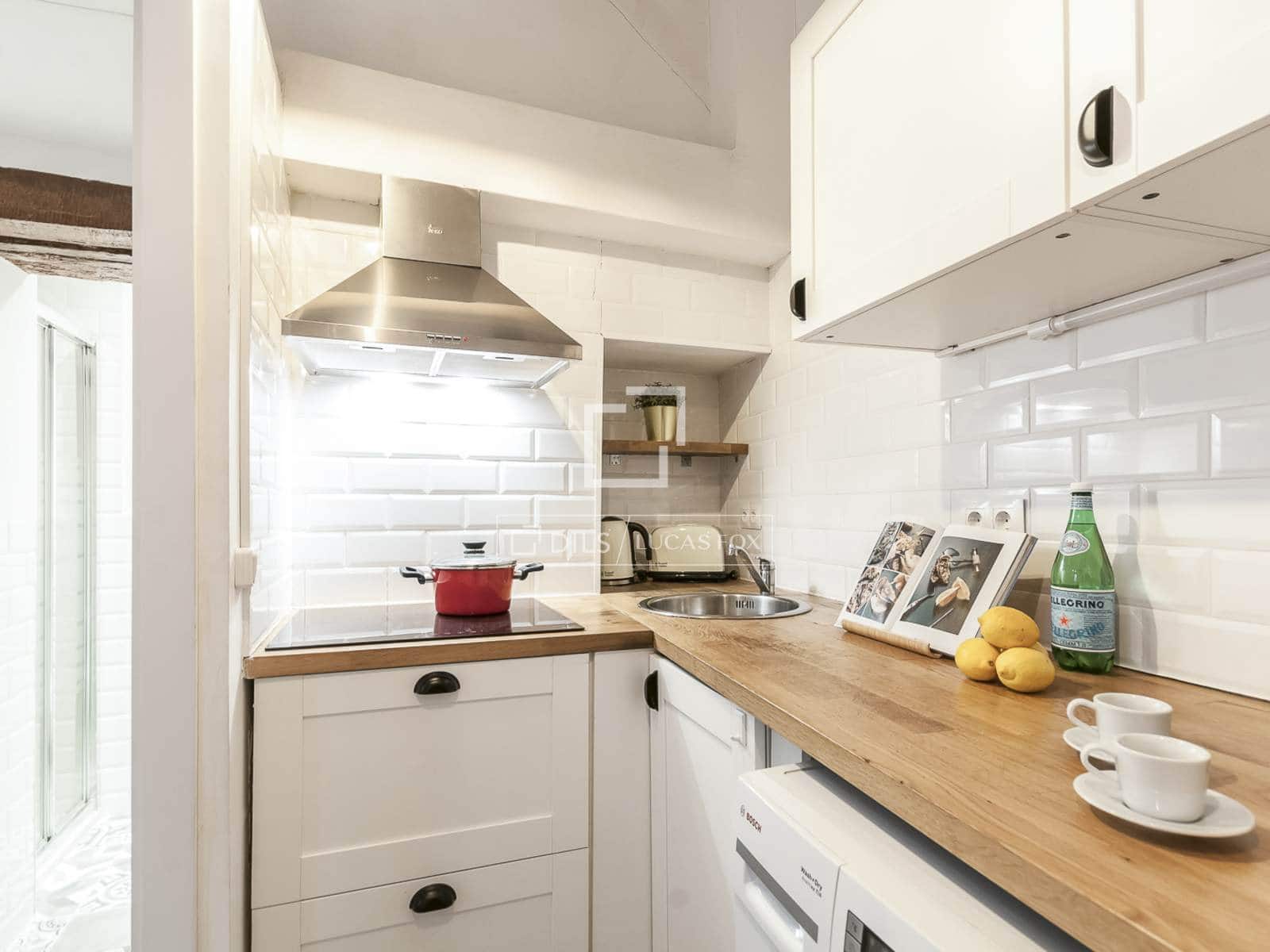 2 bedroom Villa for sale in Barcelona city - € 549,000 (Ref: 9672109)