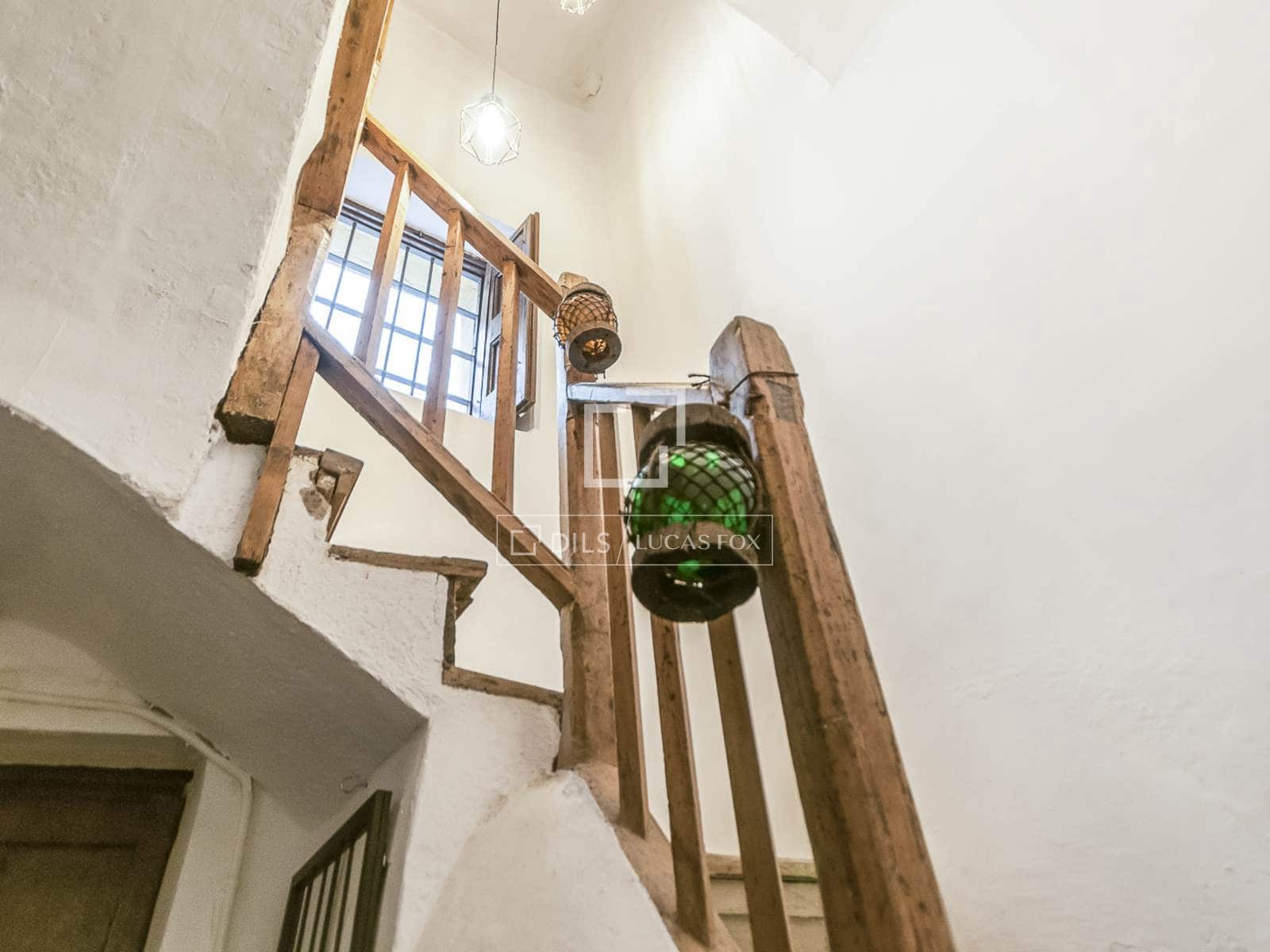 2 bedroom Villa for sale in Barcelona city - € 549,000 (Ref: 9672109)