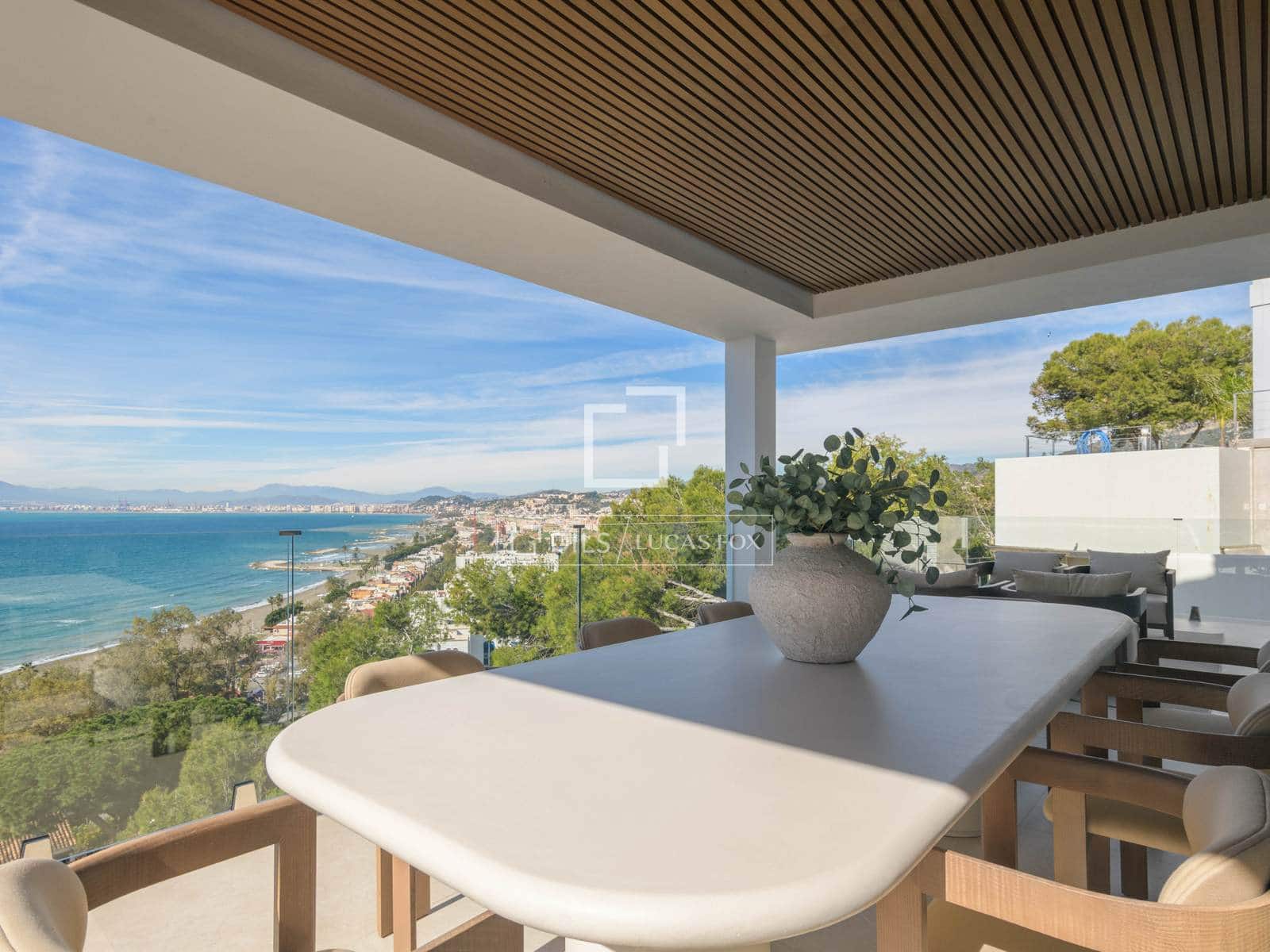 6 sovrum Villa till salu i Malaga stad med pool garage - 4 500 000 € (Ref: 9672110)