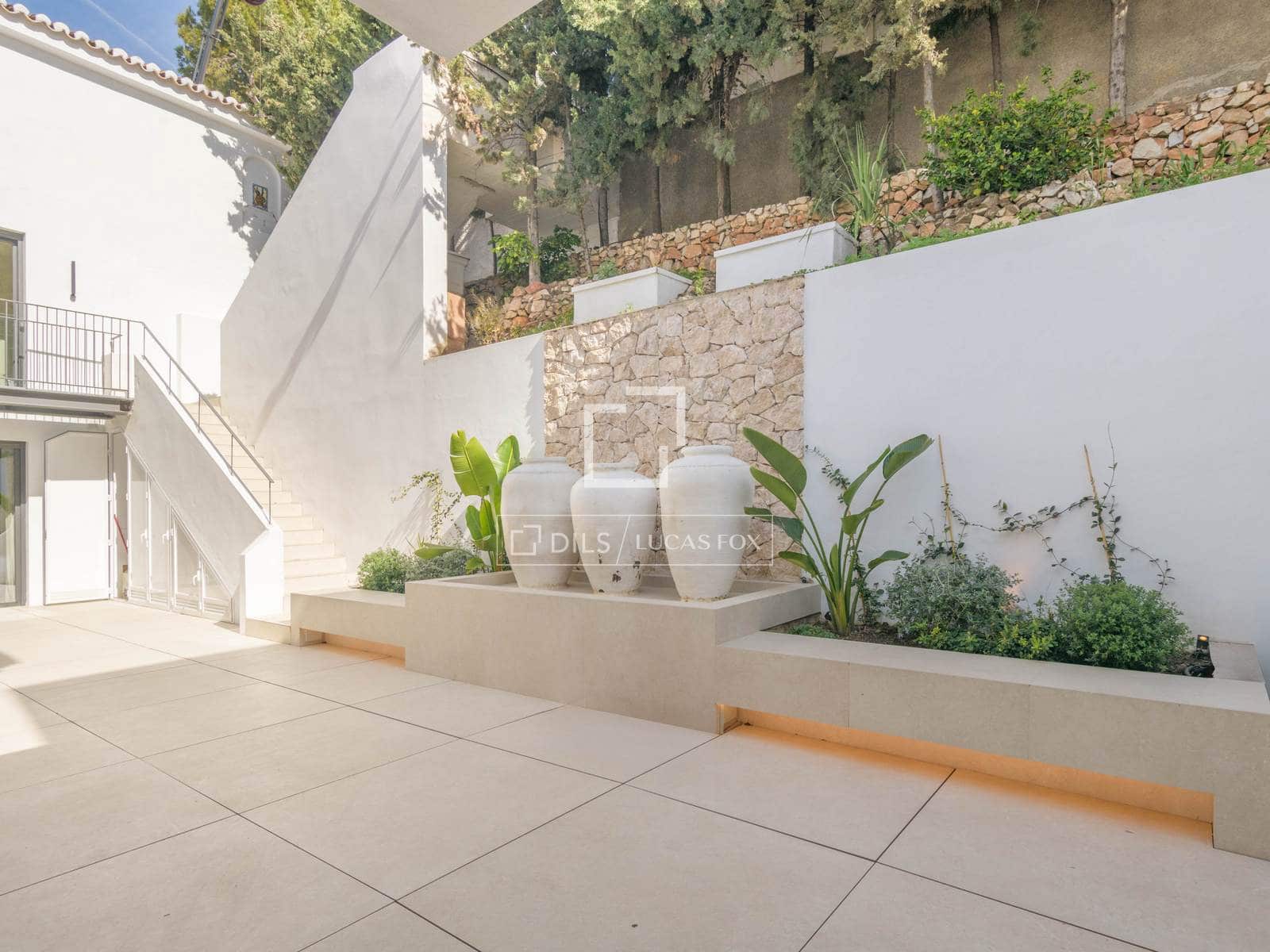 6 sovrum Villa till salu i Malaga stad med pool garage - 4 500 000 € (Ref: 9672110)