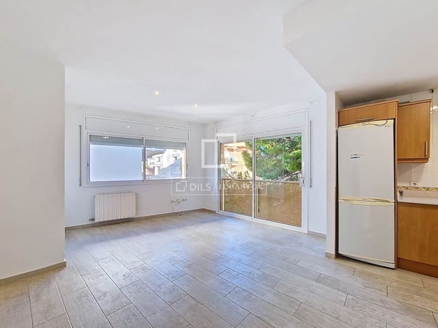 2 soverom Leilighet til salgs i Vilanova i la Geltrú med svømmebasseng garasje - € 299 000 (Ref: 9672111)